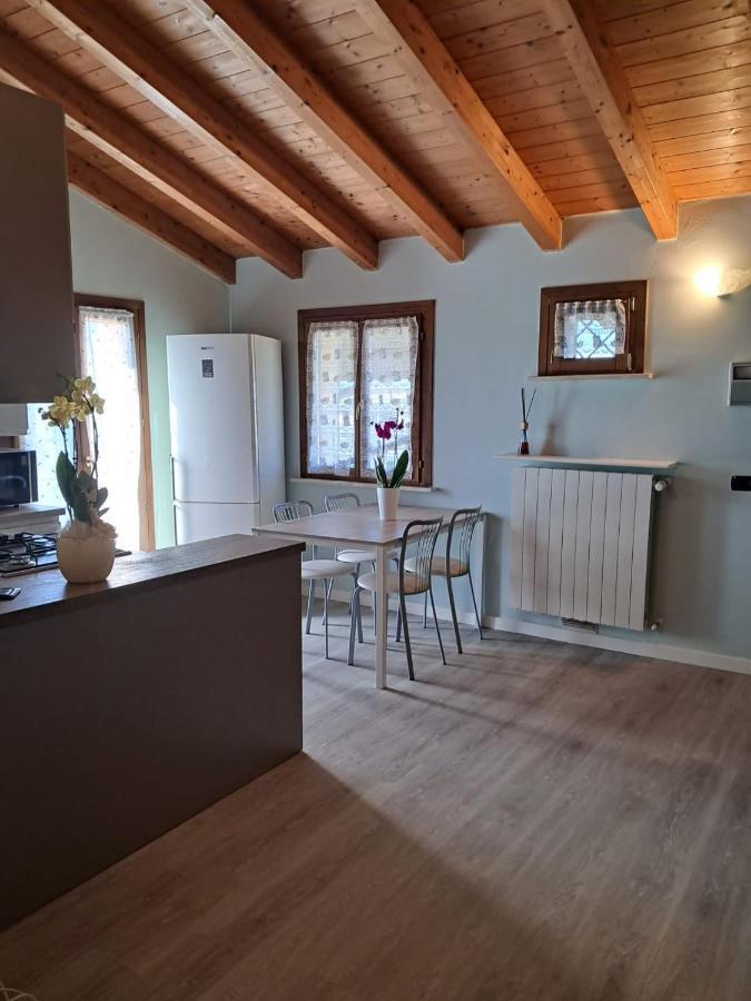 דסנזאנו דל גארדה La Casa Di Mery מראה חיצוני תמונה